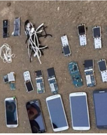 الاحتلال يزعم إحباط محاولة تهريب هواتف نقالة للأسرى