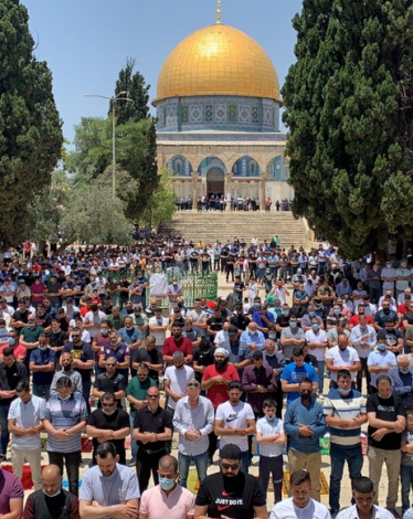 40 ألف مصلٍّ يؤدون الجمعة في المسجد الأقصى