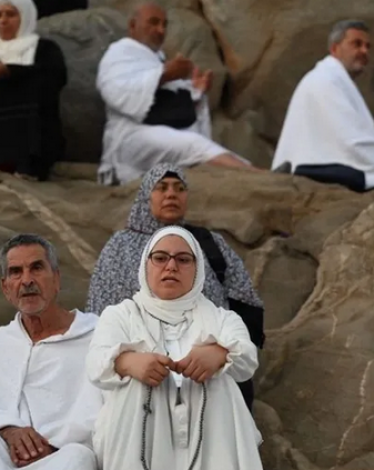 مشعر عرفات يسجل أعلى درجة حرارة في السعودية.. كم بلغت؟