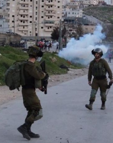 الاحتلال يعتقل فلسطينيين ويجرف أراضٍ بجنين