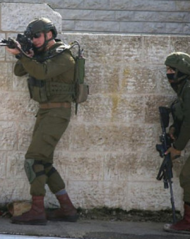 الاحتلال يحول منزلاً إلى نقطة مراقبة شمال رام الله