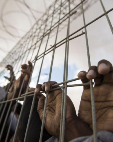 1000 أسير من سجون الاحتلال يشرعون بالإضراب المفتوح عن الطعام