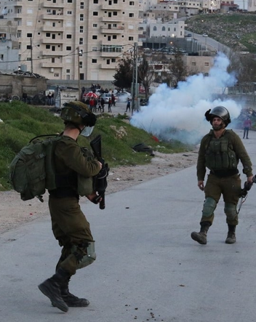 إصابات خلال مواجهات مع الاحتلال في الضفة والقدس