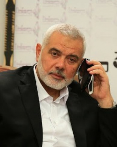 هنية يعزي عوائل شهداء الشباب الثائر مشيداً بثباتهم وعطائهم