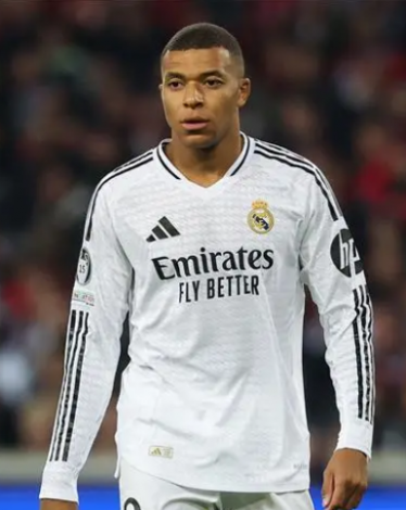 رد فعل ريال مدريد على أزمة مبابي
