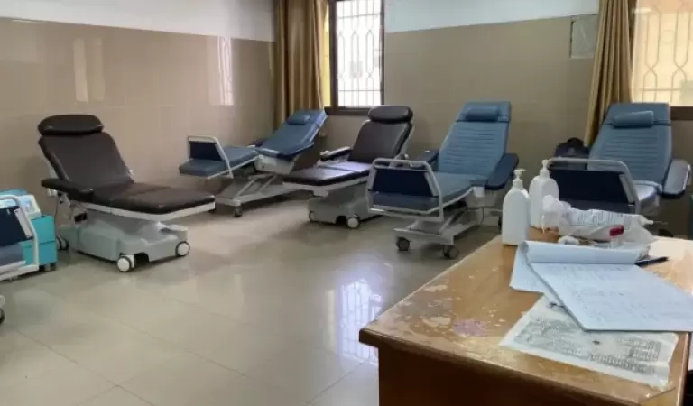 في غزة.. المجاعة تُفرغ بنوك الدم