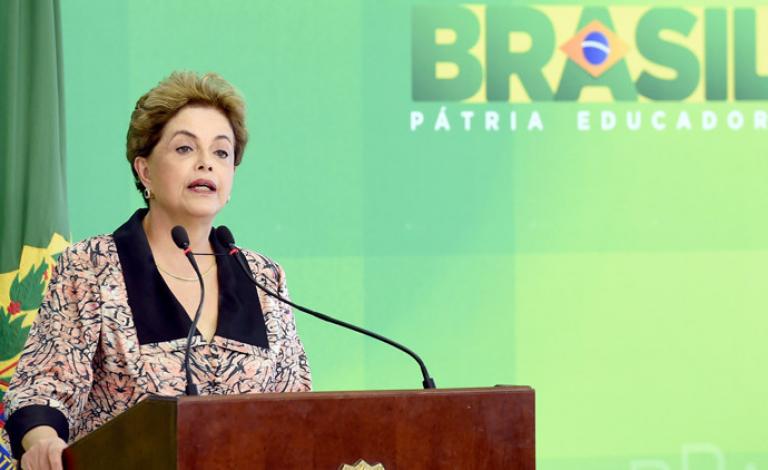 رئيسة البرازيل تحزم حقائبها