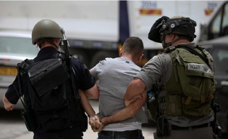 الاحتلال يعتقل عددًا من الفلسطينيين بالخليل وبيت لحم