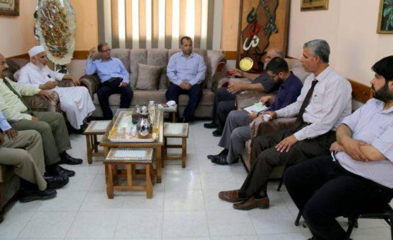 نواب محافظة خانيونس يزورون مديرية التربية والتعليم