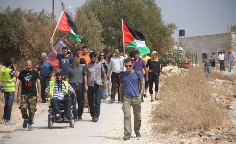 مسيرة حاشدة ببلعين للتأكيد على استمرار المقاومة الشعبية