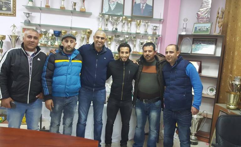 شباب الظاهرية يتعاقد مع مهاجم قناص