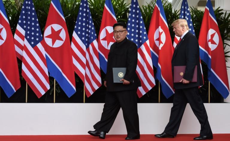 2018-06-12T063245Z_173756404_RC115C1C2210_RTRMADP_3_NORTHKOREA-USA-960x640