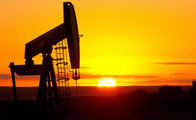 استخراج النفط