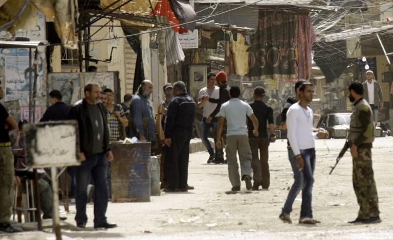 اشتباكات بمخيم عين الحلوة