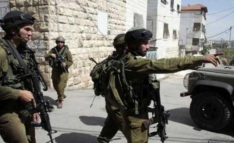 القدس: أعداد كبيرة من جنود وآليات الاحتلال تقتحم العيسوية
