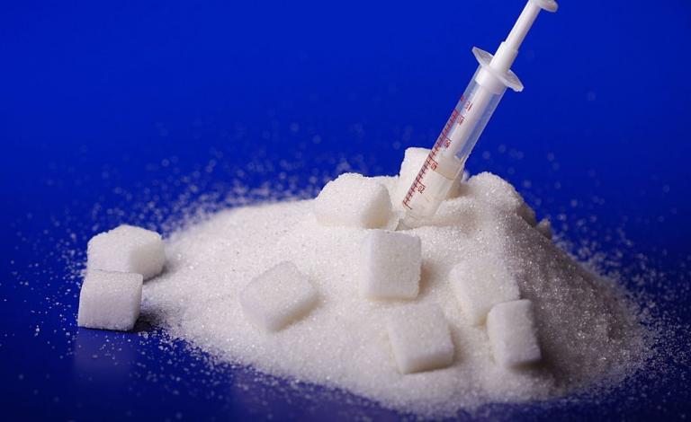 السكر يؤثر على المخ بنفس أسلوب تأثير الكوكايين