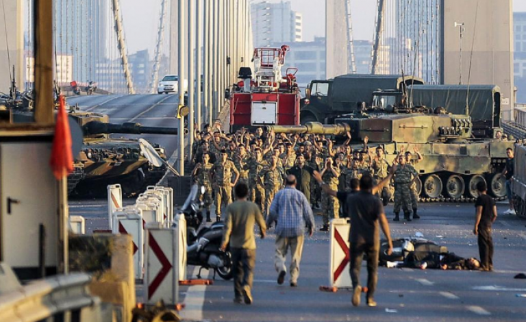 تركيا: حملة تسريحات جديدة في صفوف الجيش