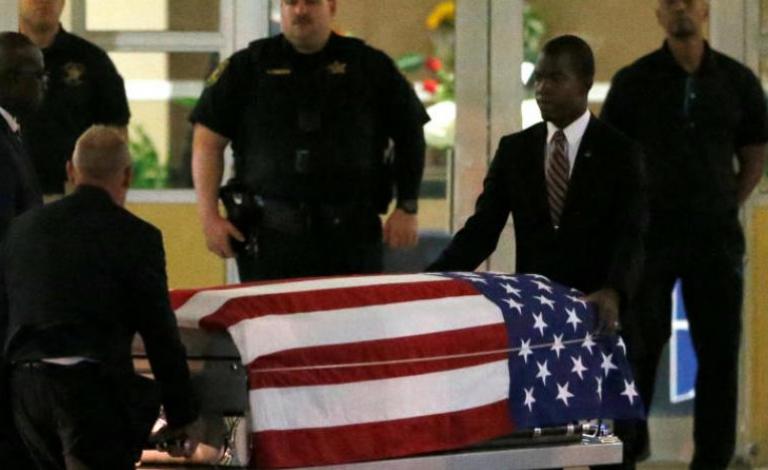 2017-10-20T233818Z_111214137_RC1D7C2F0600_RTRMADP_3_USA-TRUMP-FALLEN-SOLDIER