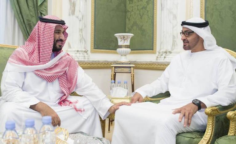 بن زايد يبدأ زيارة للسعودية في خضم أزمة انقلاب عدن