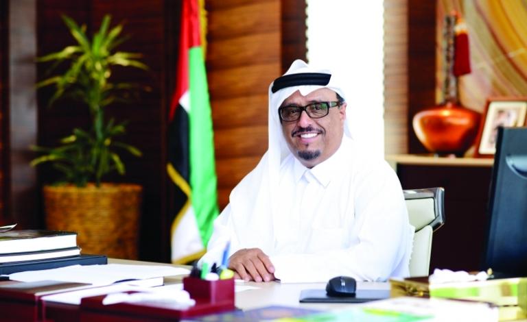  ضاحي خلفان يسخر من "العنابي"