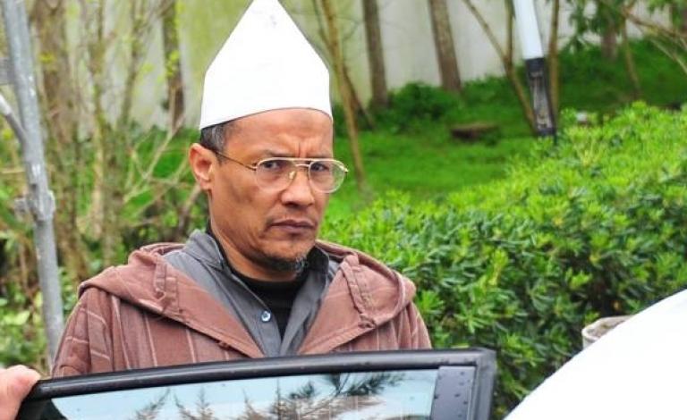 علي