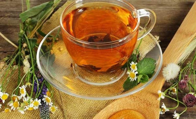 أفضل أنواع الأعشاب لعلاج السعال والتهاب الحلق
