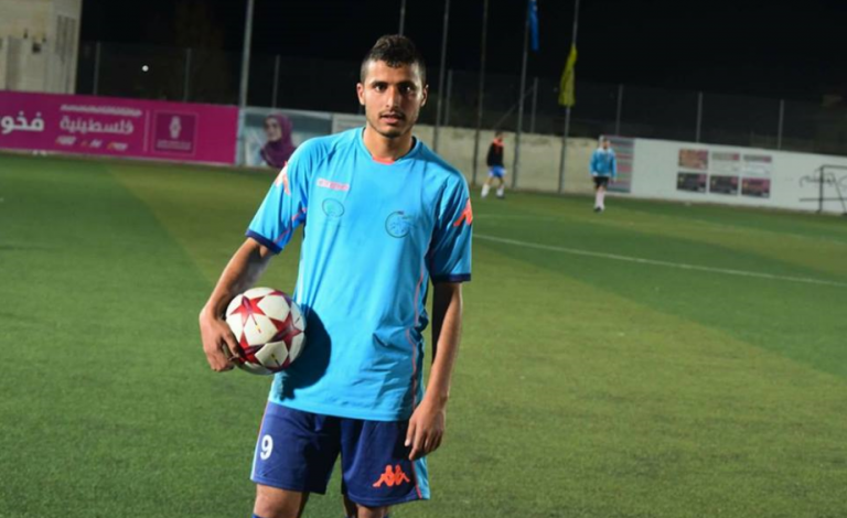 لاعب مراح رباح وابو ديس عليان صلاح