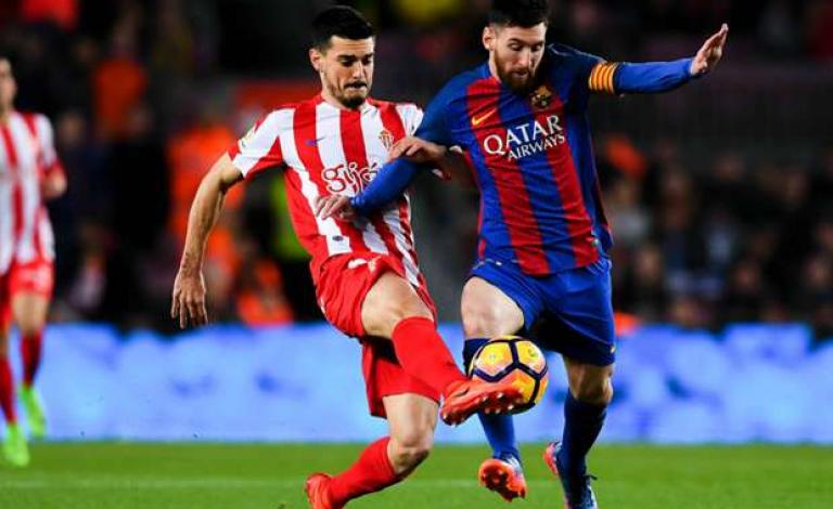 sergio-alvarez-lionel-messi-barcelona-sporting-gijon-laliga-01032017_g6kaevhx0b6j1403db85bs64z