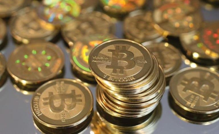 بيتكوين تنخفض لأكثر من 19 في المائة