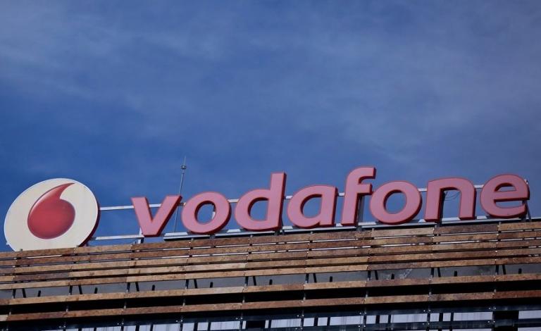 "الرقابة المالية" بمصر تكشف تفاصيل جديدة بشأن صفقة "بيع فودافون"