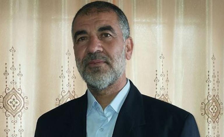 عع