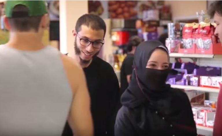 عنصرية أمريكا ضد الإسلام