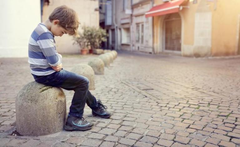 علمي أولادك كيف يتصرفون عندما يضيعون منك في الشارع