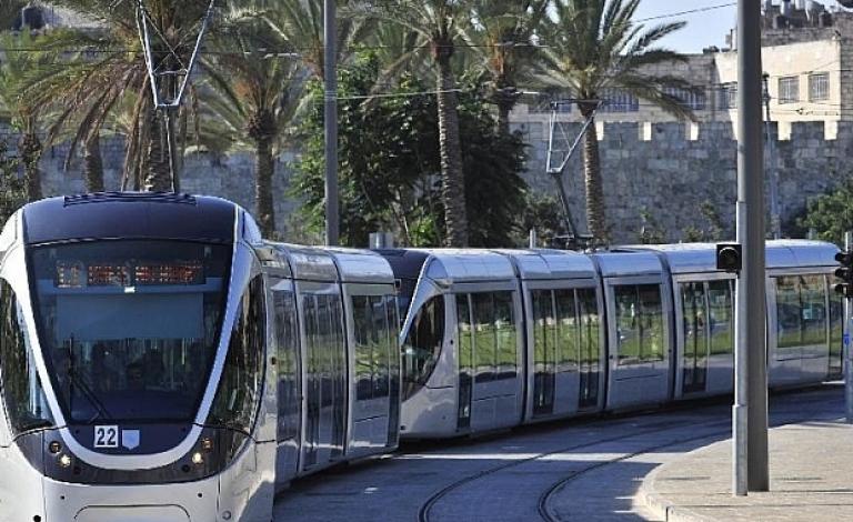 jarusalem-train-1qkmyb7mrv9zucj5swwajuogwvpbh99qfxo7p27cyh1g