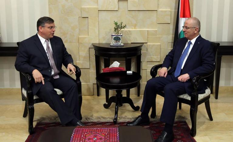 الحمد الله يستقبل القنصل الأمريكي