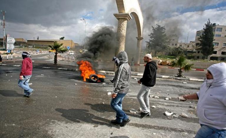 clashes-funeral-martyr-feb-25-2012-15