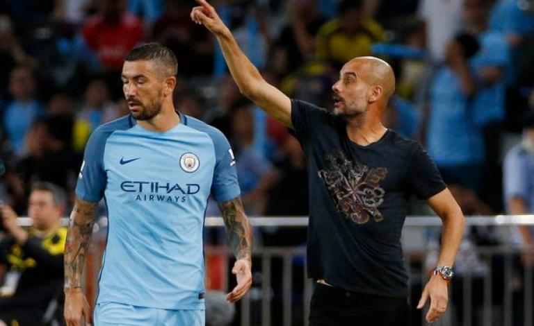 جوارديولا يُحطّم أحلام مانشستر سيتي