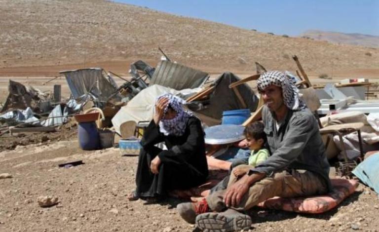 مساكن للبدو في تجمع الخان الأحمر