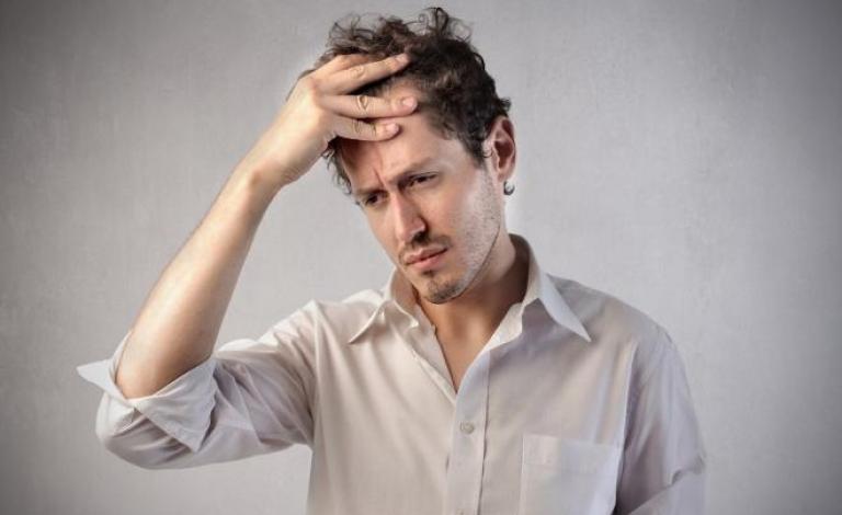 man-with-headache-fotolia_350640962