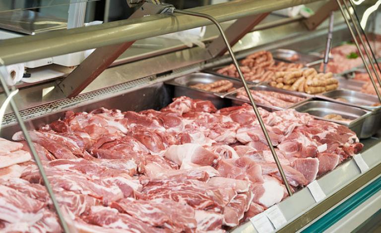 دراسة تنفي علاقة تناول اللحوم الحمراء بالأزمات القلبية