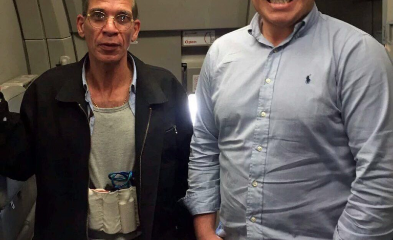 شاب