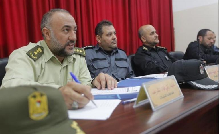 خلال المقابلة