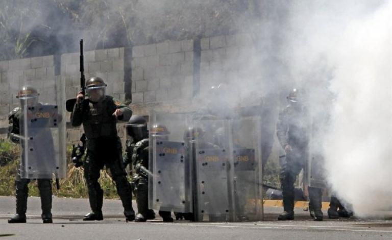 35 قتيلاً في أعمال شغب داخل سجن بفنزويلا