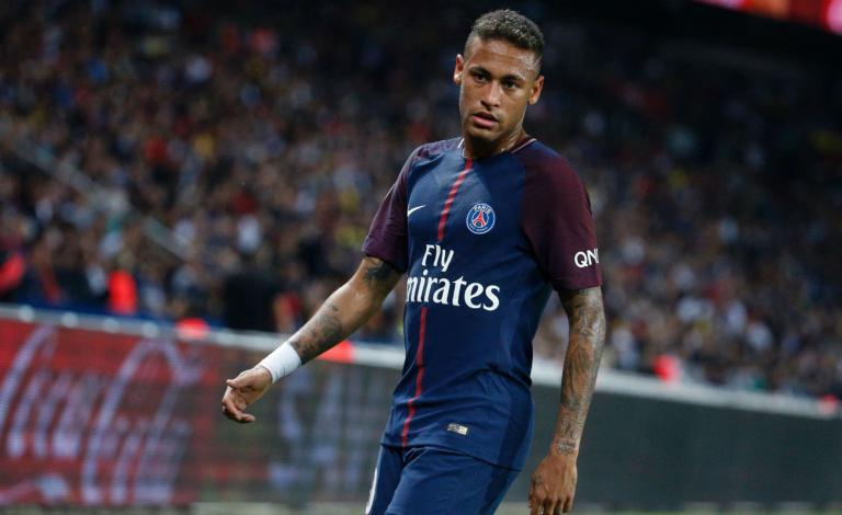 neymar-psg-asse-ligue-1-25082017_1ncwubq40cass17008448mreyh