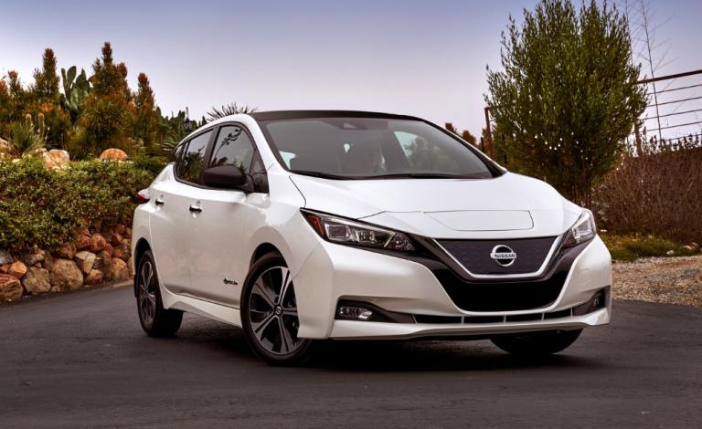 170906000026-cnnmoney-nissan-leaf-super-169