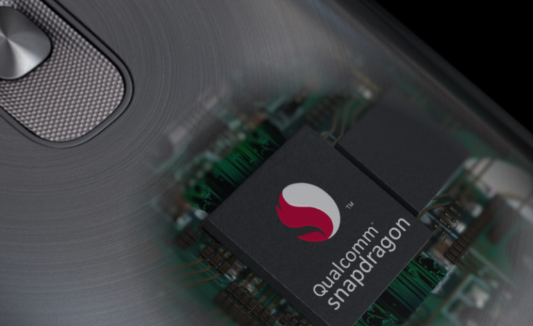 qualcomm-chip-behind-back