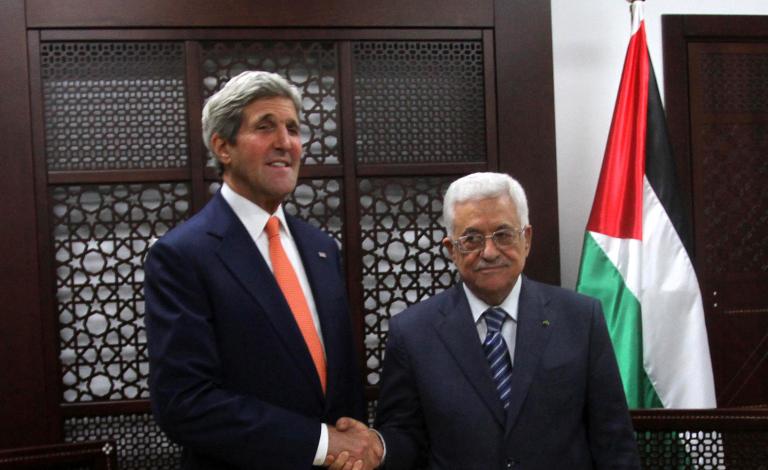 o-JOHN-KERRY-AND-MAHMOUD-ABBAS-facebook