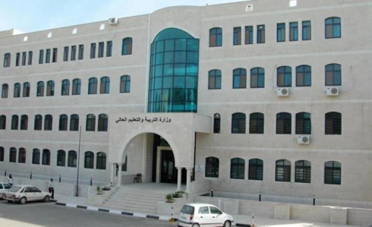 التربية: مقابلات المعلمين المبتعثين للكويت الأحد