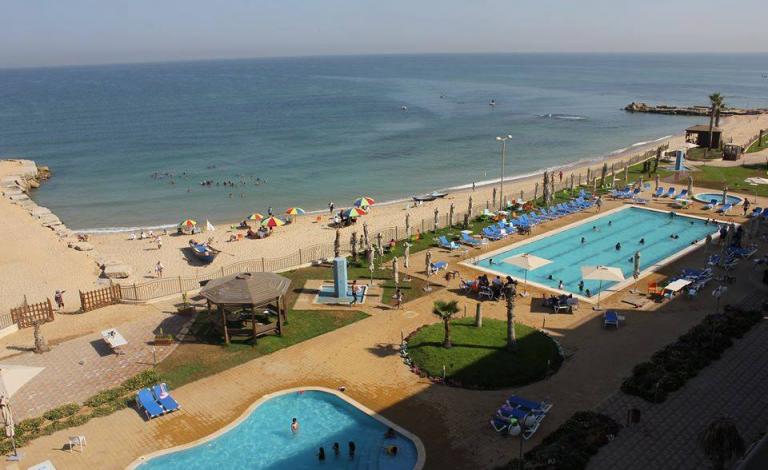 14585375_1122333584515672_572431881_n