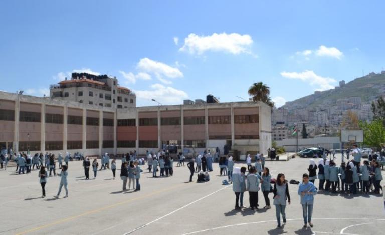 حملة كشفية تطوّعية لتجميل مدارس نابلس